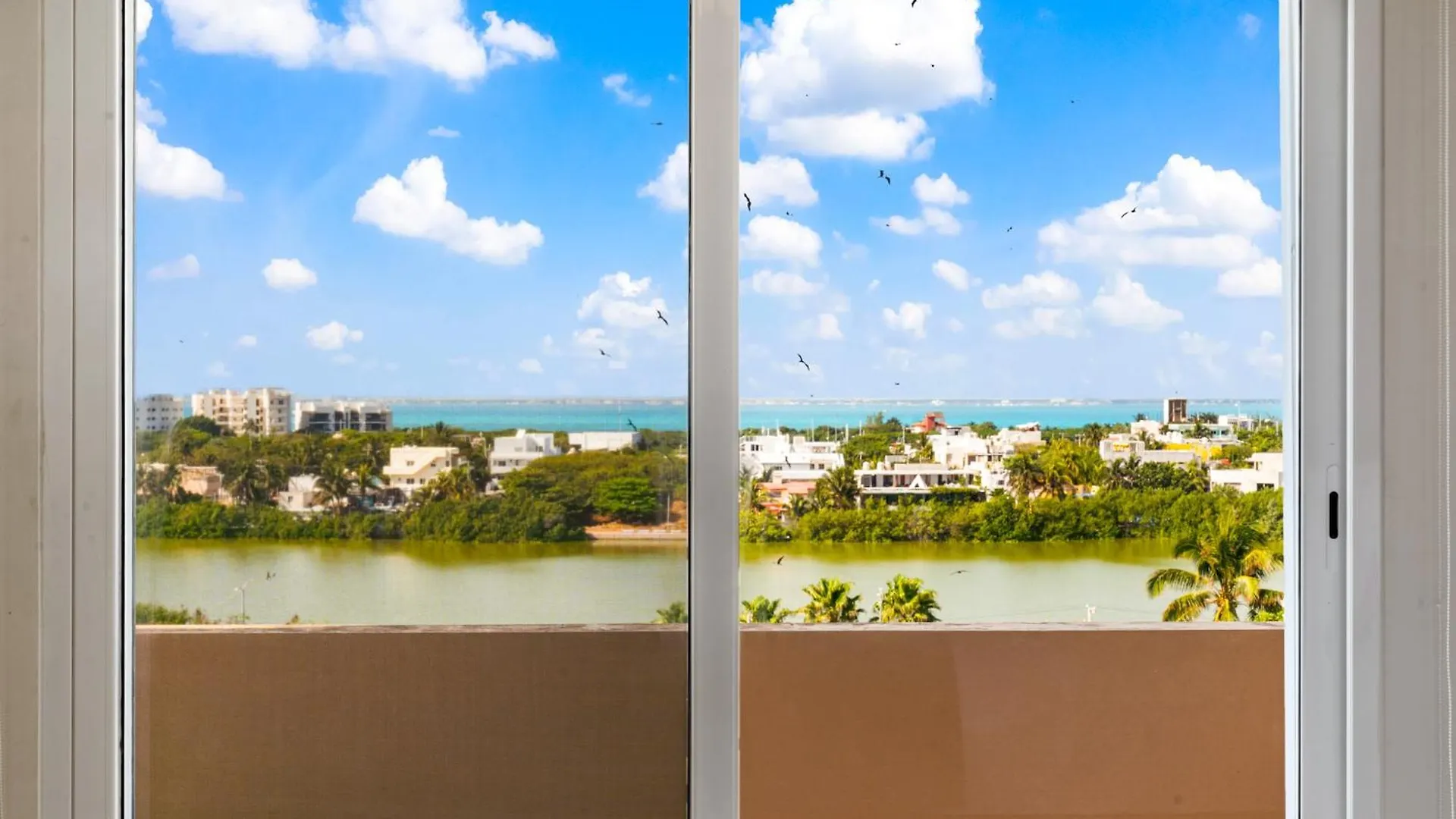 360 Views, Waterfront Penthouse, Rooftop Pool Isla Mujeres 0*,