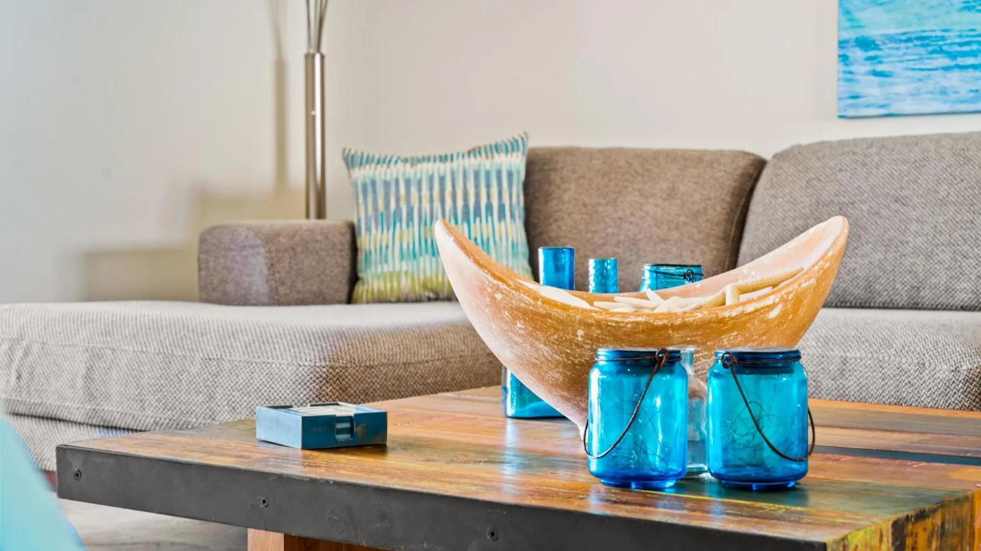 360 Views, Waterfront Penthouse, Rooftop Pool Isla Mujeres Apartment
