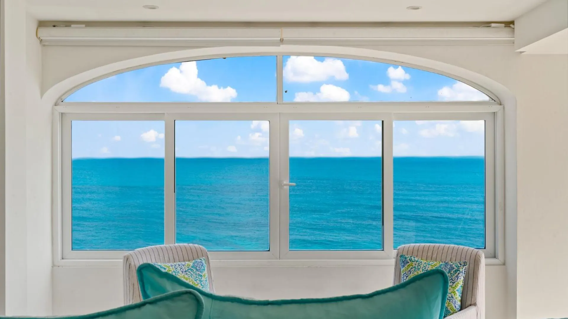360 Views, Waterfront Penthouse, Rooftop Pool Isla Mujeres 0*,  Mexico