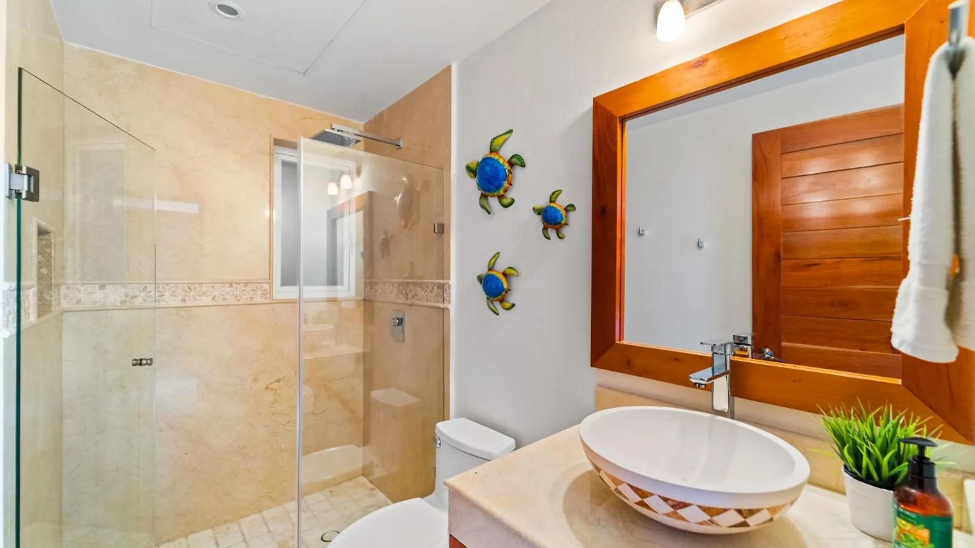 360 Views, Waterfront Penthouse, Rooftop Pool Isla Mujeres 0*,  Mexico